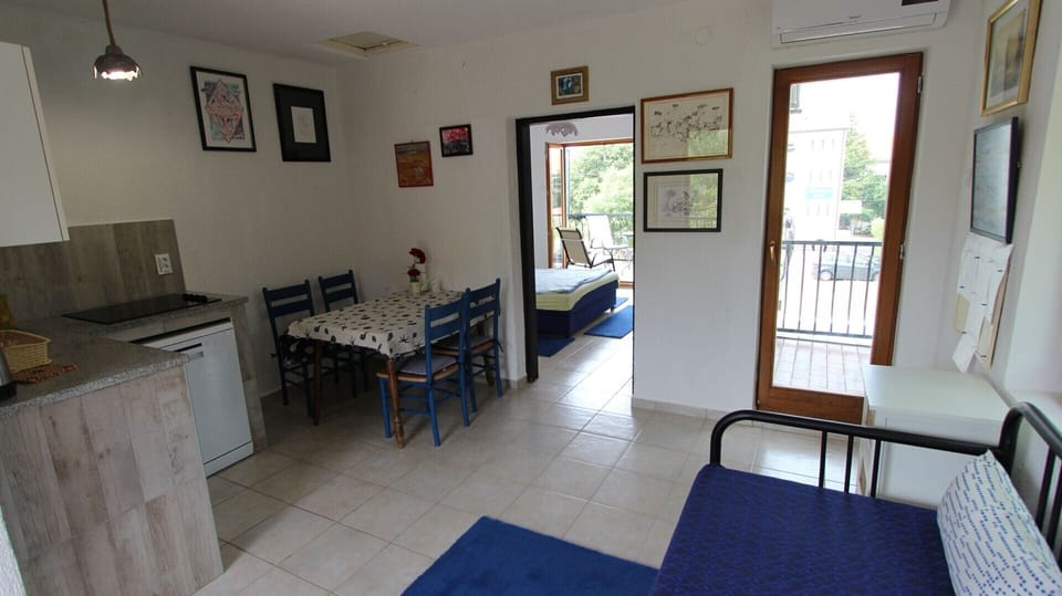 Kitchen and living room