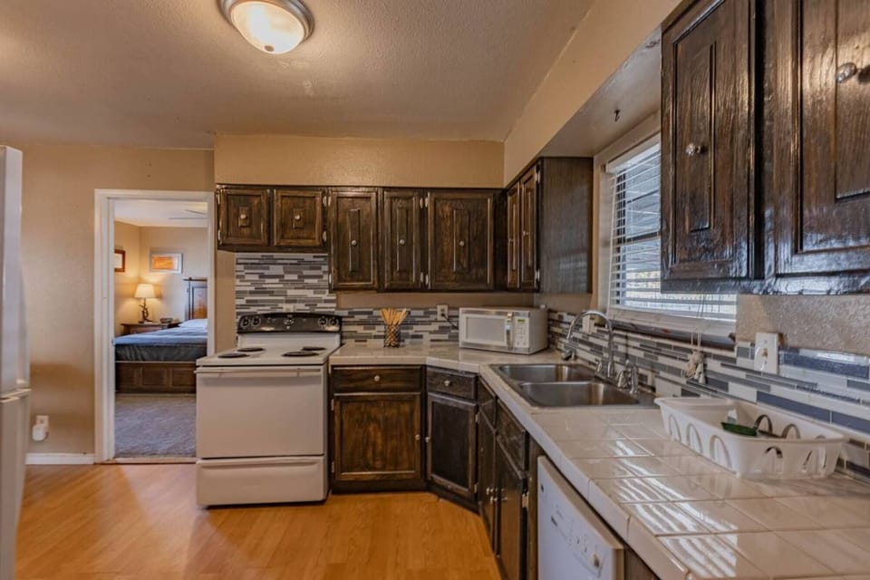 Well equipped kitchen