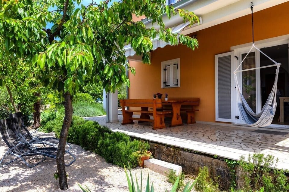 Terrace in front of the apartment

