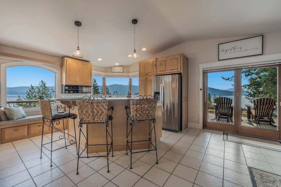 A kitchen that is fully appointed.  Great views while washing up, too