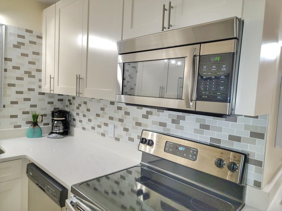 Stainless steel appliances and granite countertops 