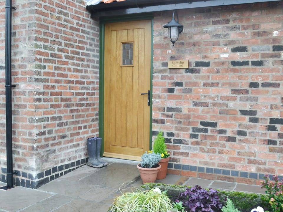 Main entrance to the holiday home | Cowslip - Ranby Cottage Farm, Ranby, near Retford