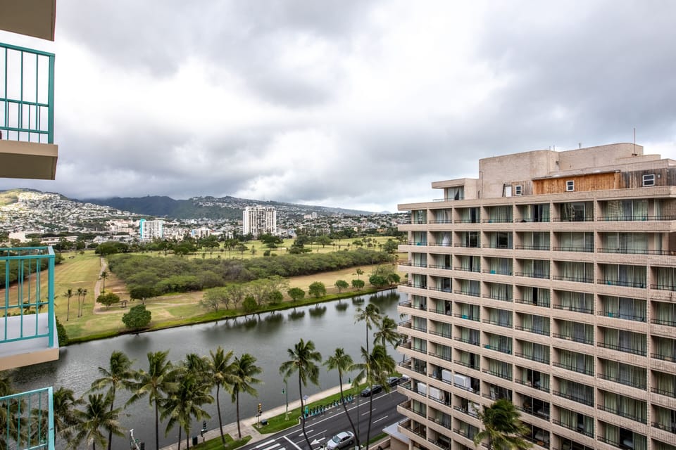 Aloha Surf 1211