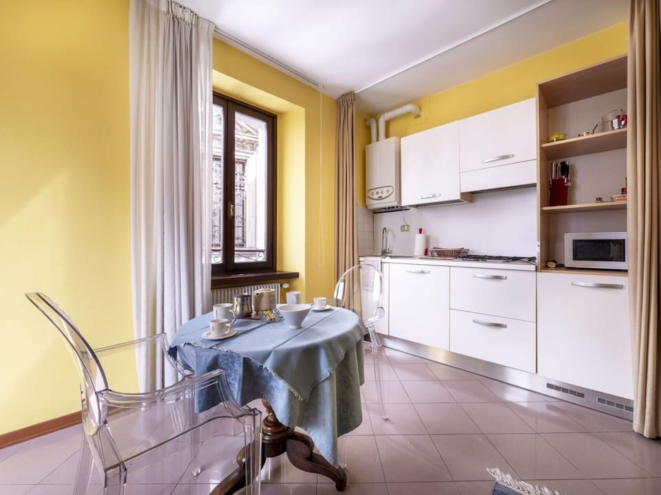 Cabinetry, Furniture, Countertop, Building, Interior Design, Wood, Window, Kitchen, Drawer, Flooring