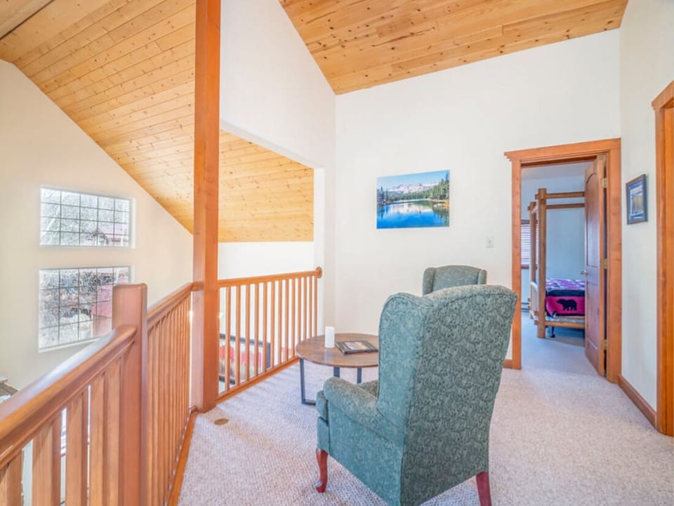 ab432d7d-b9c6-47c7-8e19-ac1b21515031