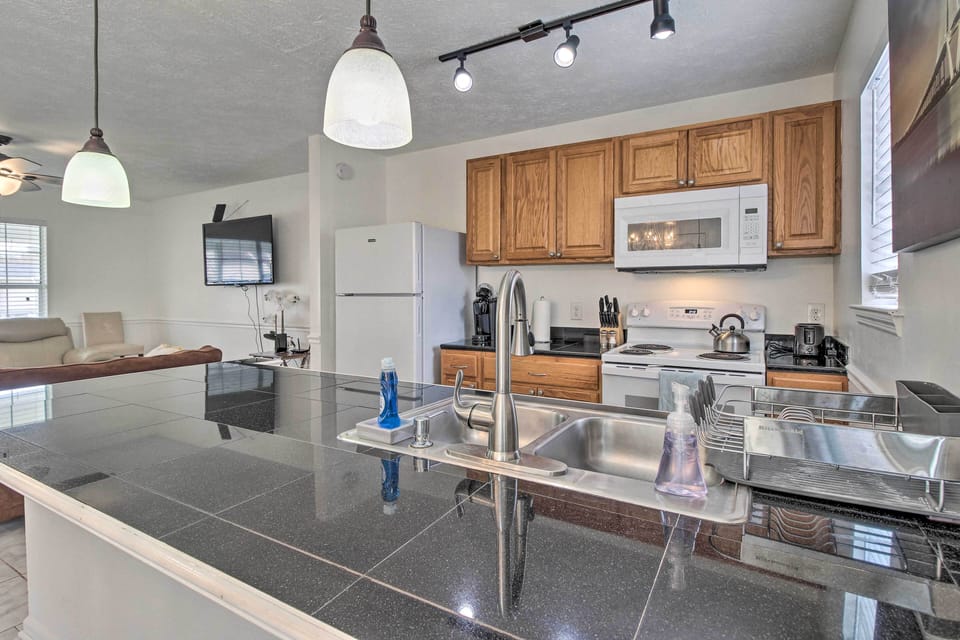 Fully Equipped Kitchen | Cooking Basics