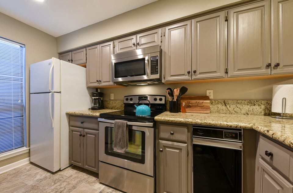 Kitchen (1)