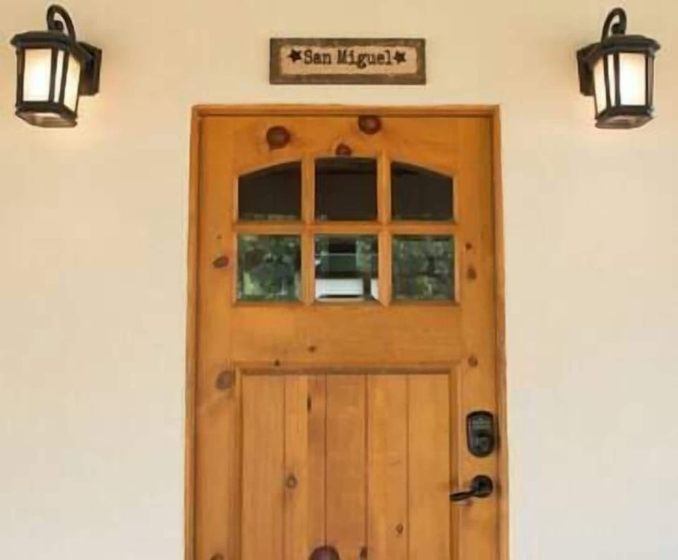 San Miguel Suite entry