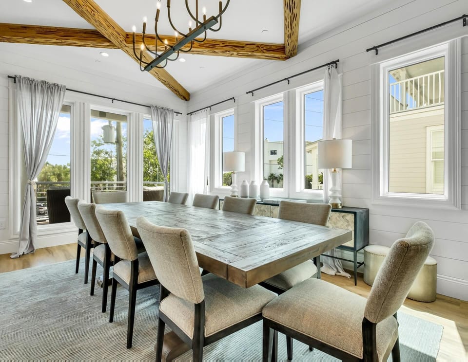 Second Floor: Dining