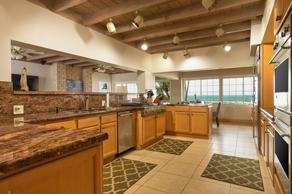 Chefs kitchen.