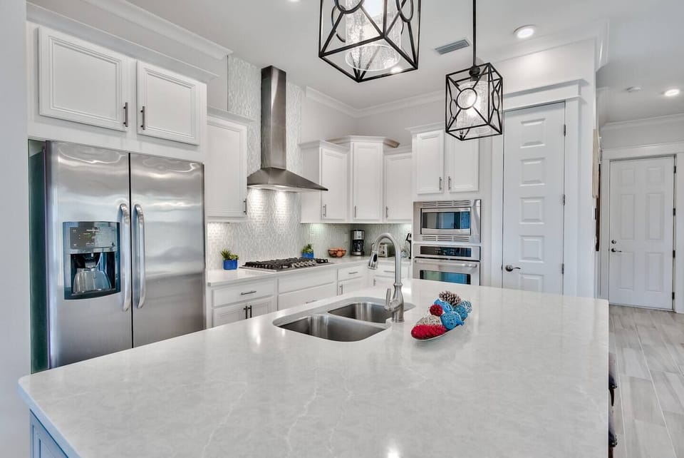 Kitchen made for entertaining and complete with everything for the home chef. 