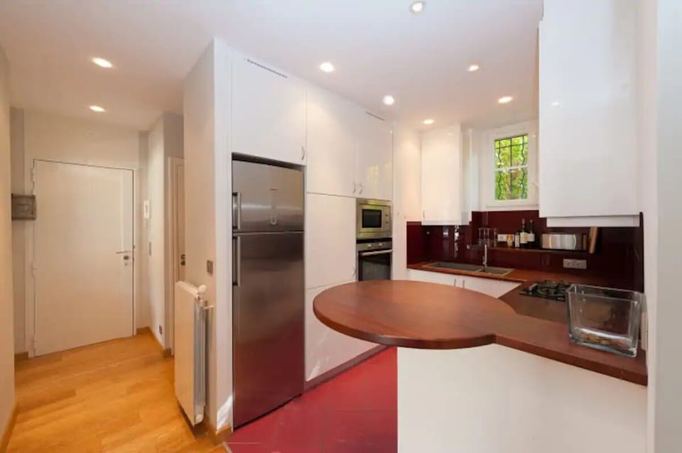 Kitchen with all amenities 