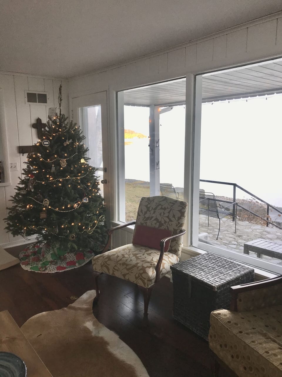 cozy and beautiful water views even at Christmas
