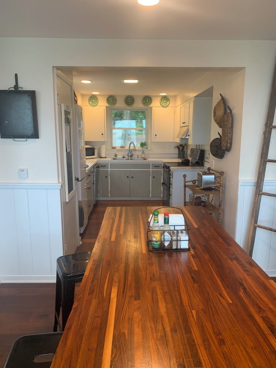 Kitchen view from waterside window