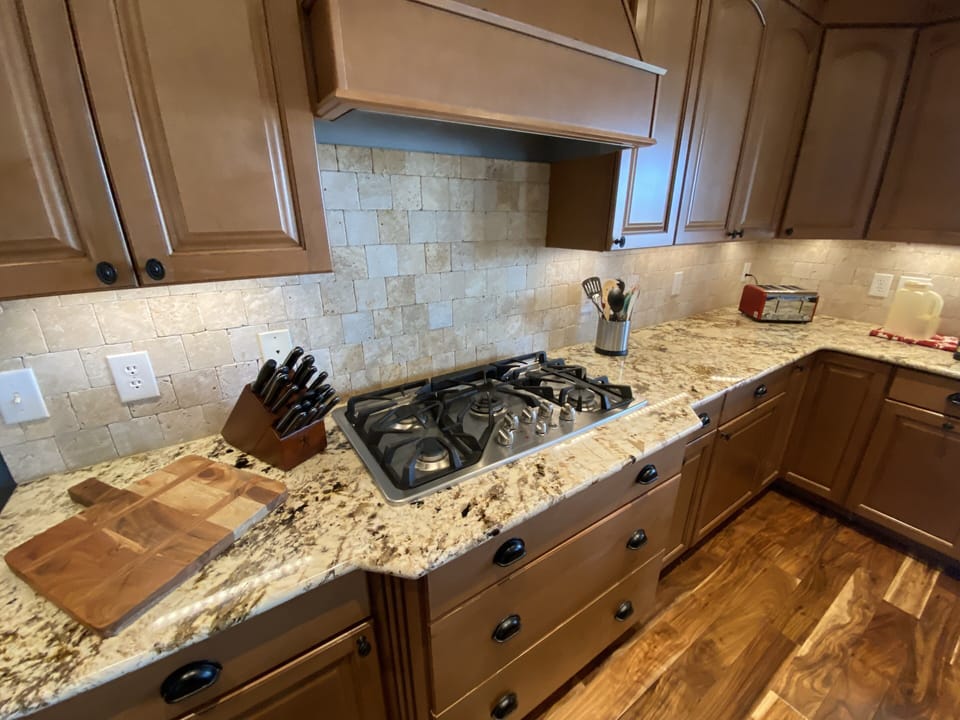 Gas Stove. 