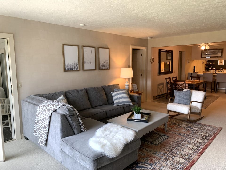 Big living room for family games and movie nights!