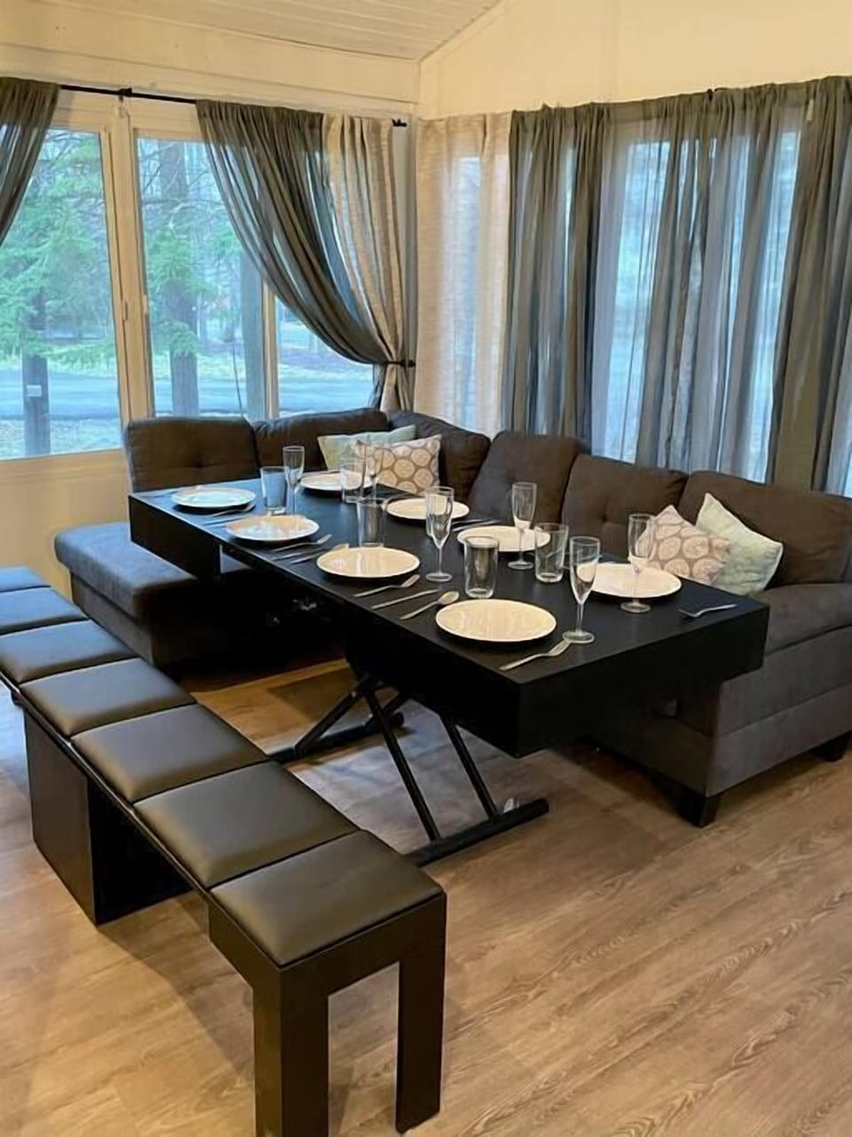 Four seasons rooms with dining table conversion 