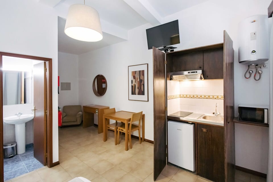 Studio Apartment