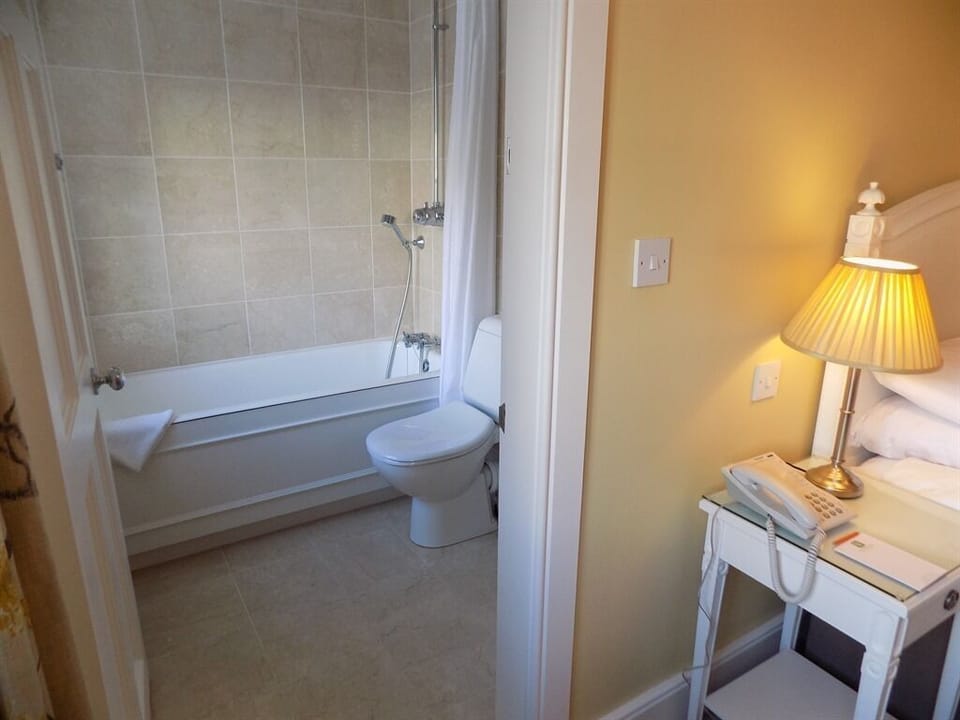 En-suite Bathroom
