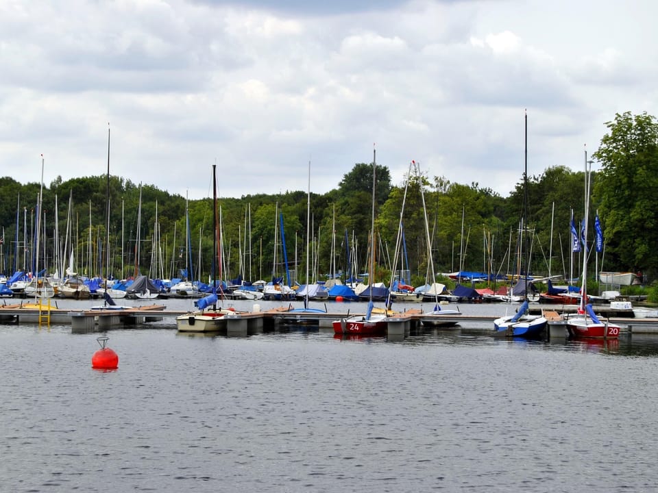 Düsseldorf lake unterbacher see