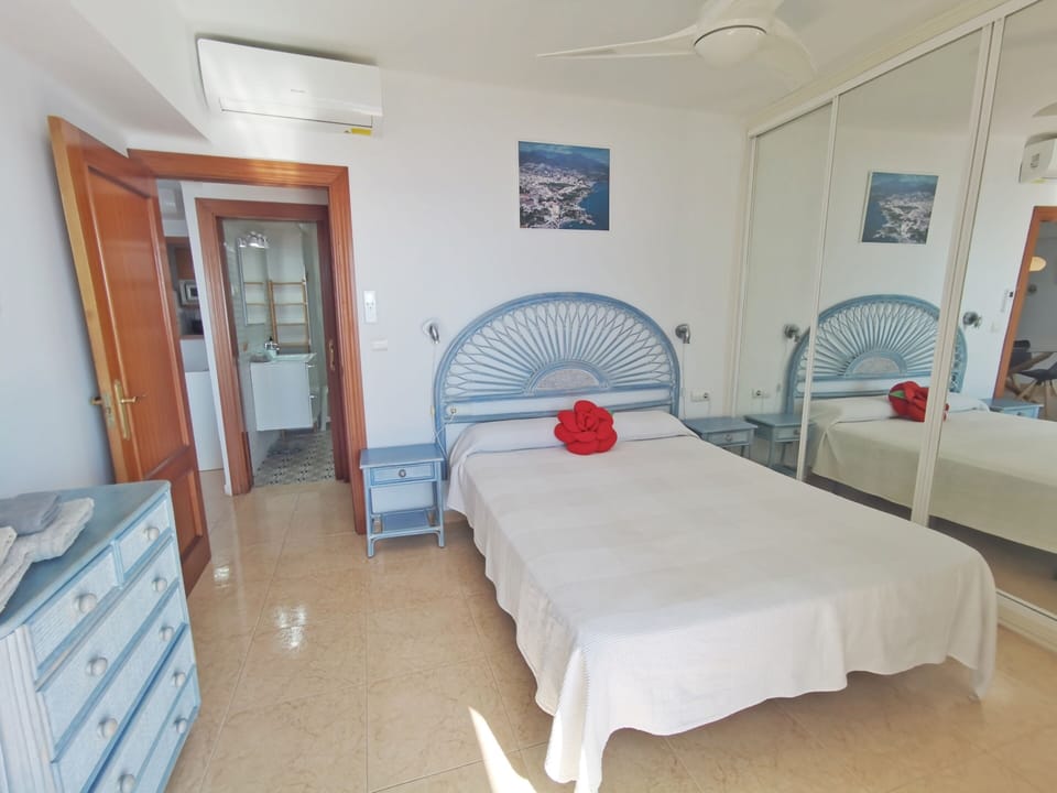 Double bed sea view
