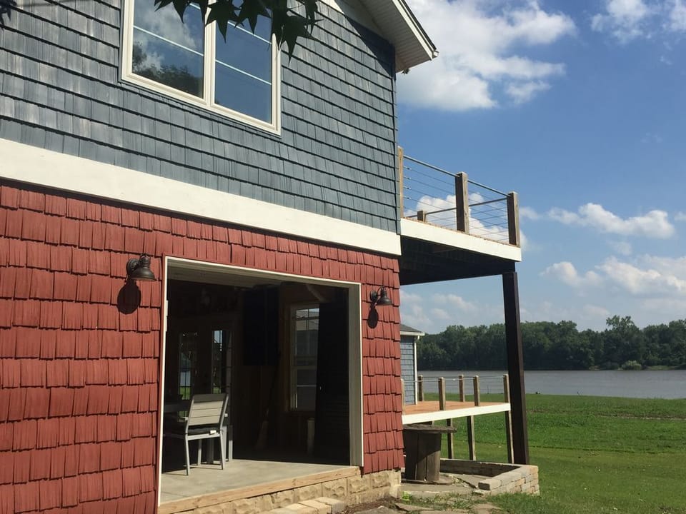 Overhead door makes for some great indoor/outdoor group gatherings. 