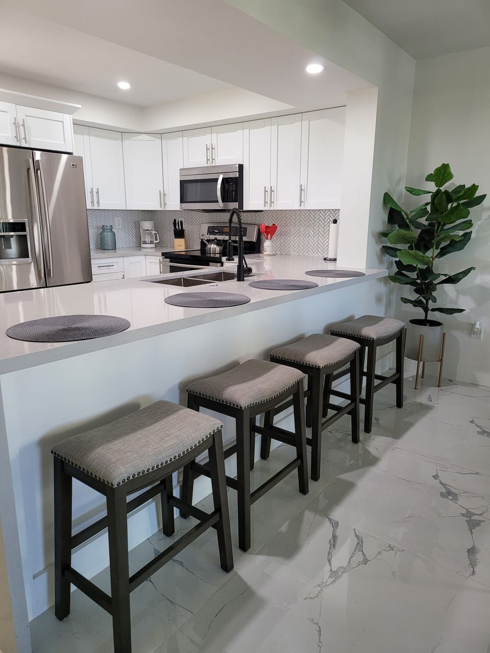 Kitchen Peninsula