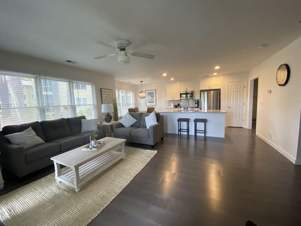 Main unit living room