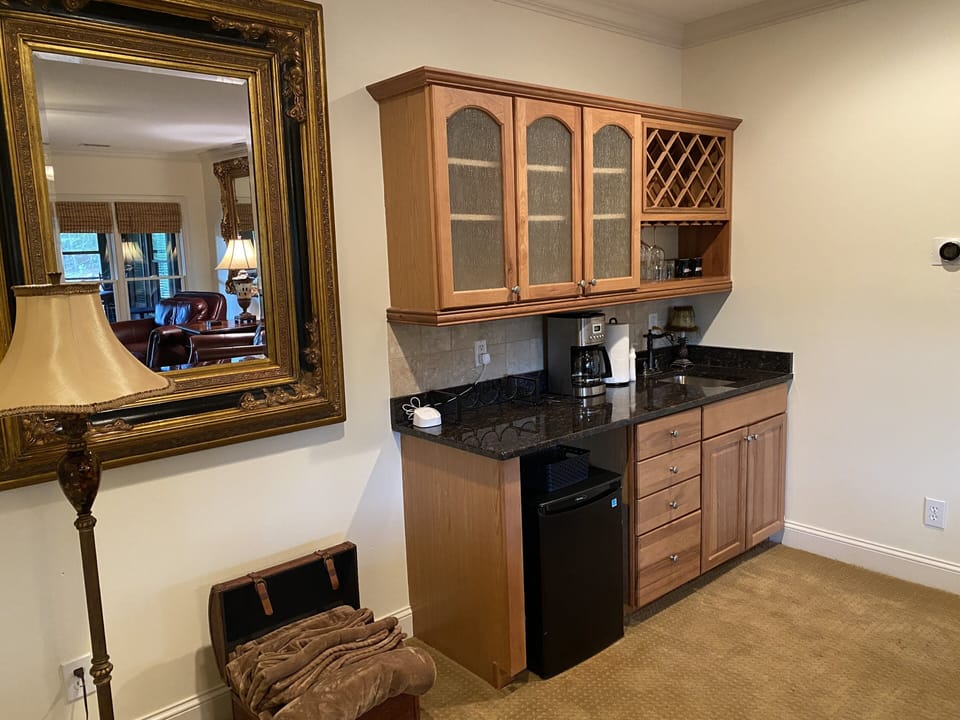 Wet bar, microwave, coffee maker, mini frig.