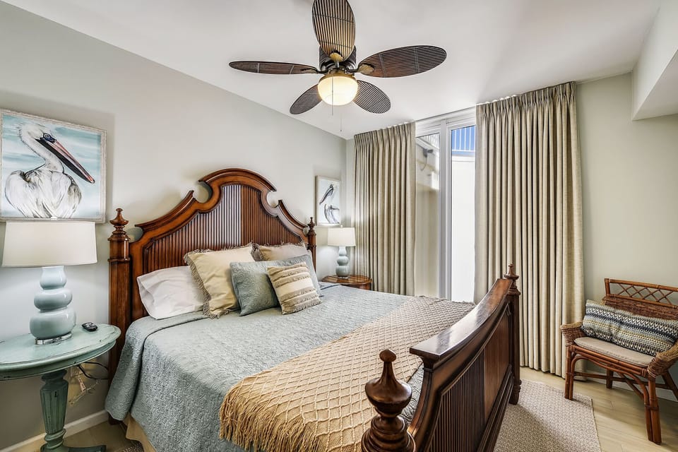 Guest bedroom