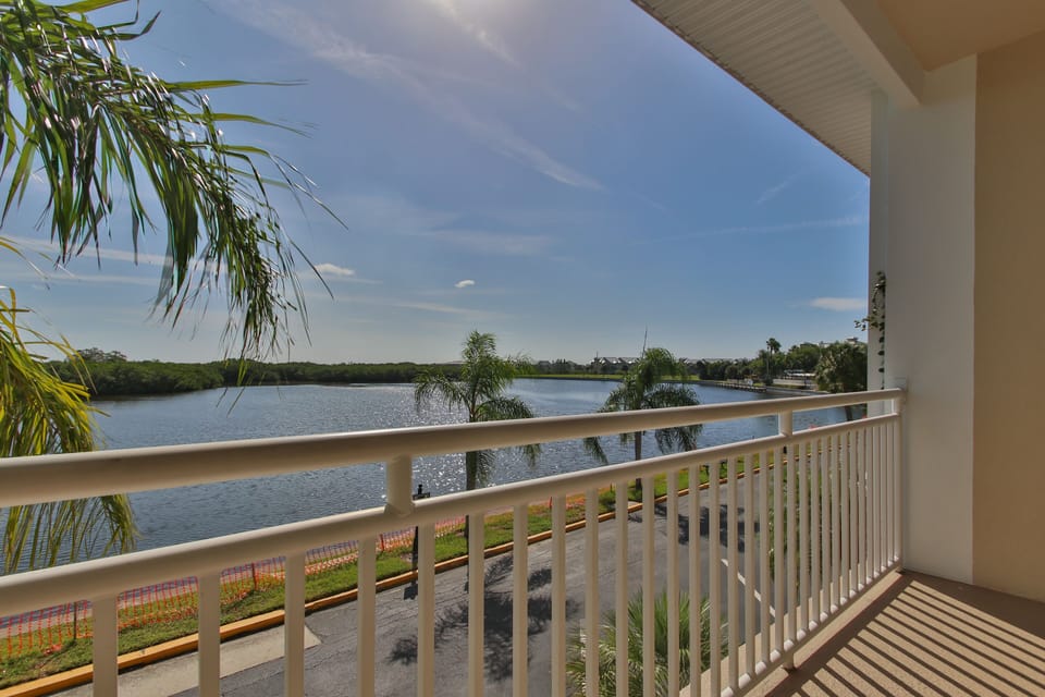 Private balcony 