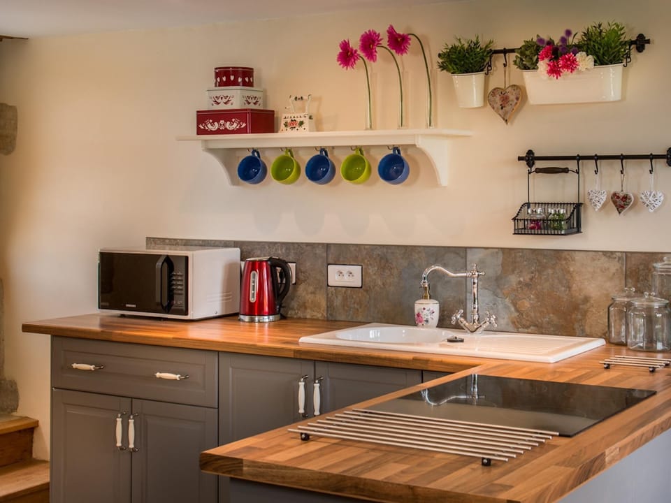 Kitchen area