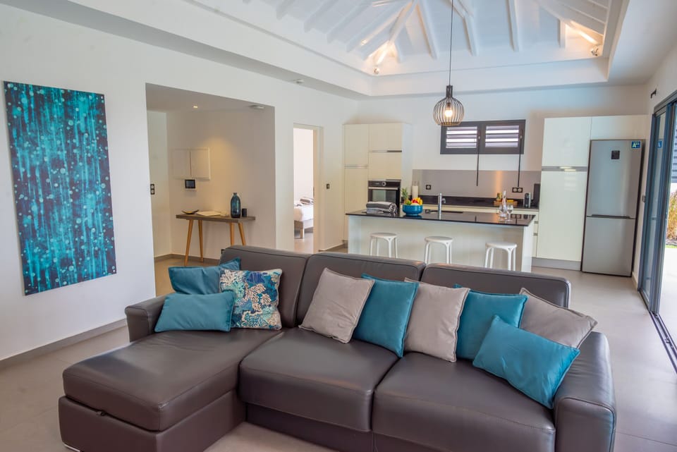 Villa Wow - living room