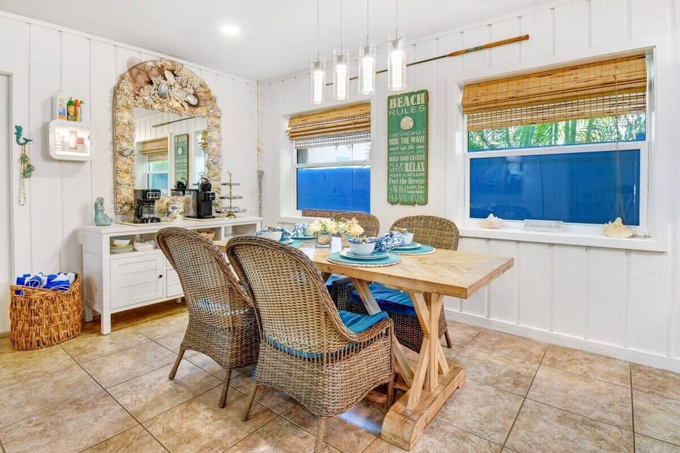 A thoughtfully styled dining space , blending coastal textures and elegant details — perfect for gathering, entertaining, and unwinding.
