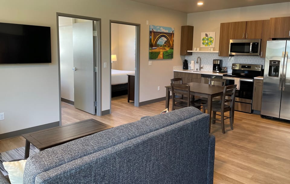 Dining Room Table | Kitchen