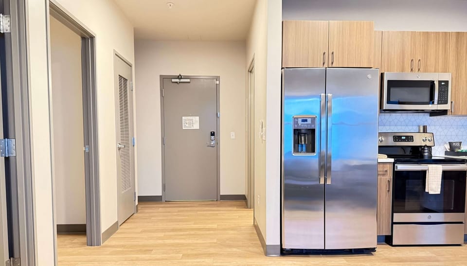 Entry | Kitchen