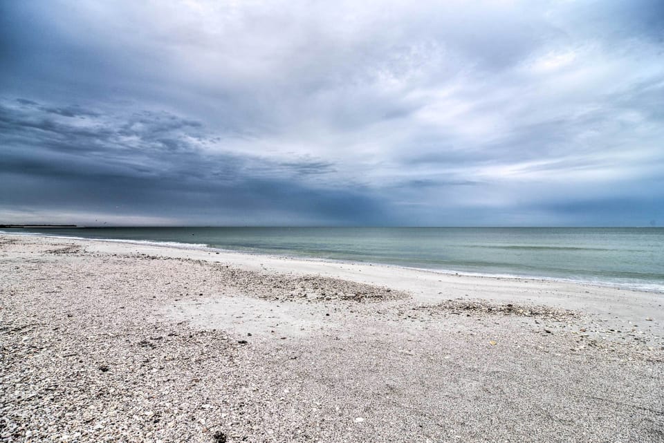 St. Pete Beach Vacation Rental Condo | Studio | 1BA | 628 Sq Ft | Steps to Enter