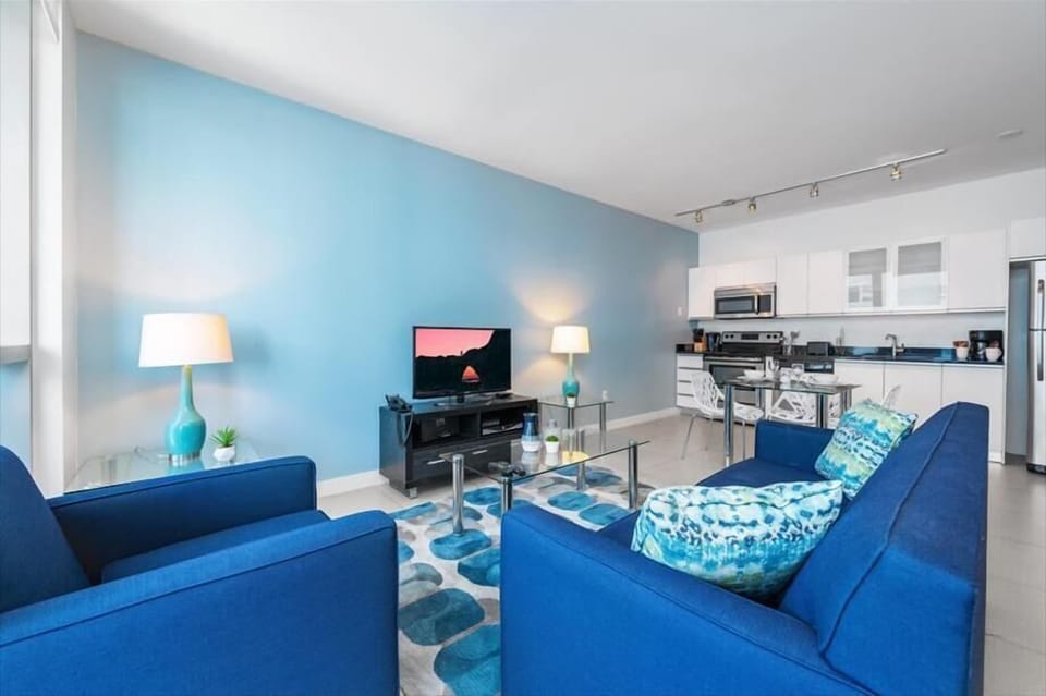 Miami Miami Beach 1 Partial Ocean View Living Room