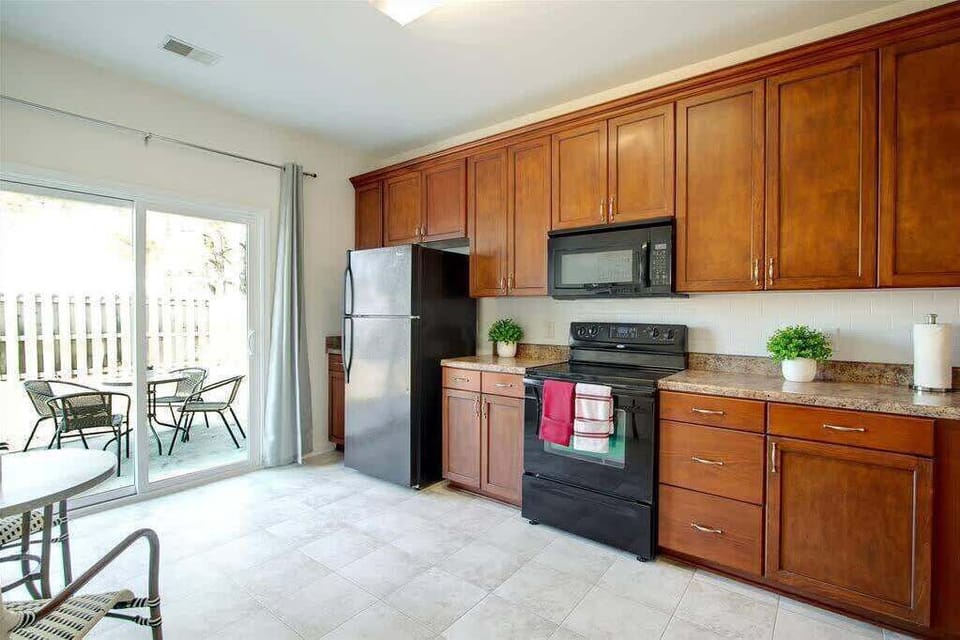 Newly added kitchen backsplash