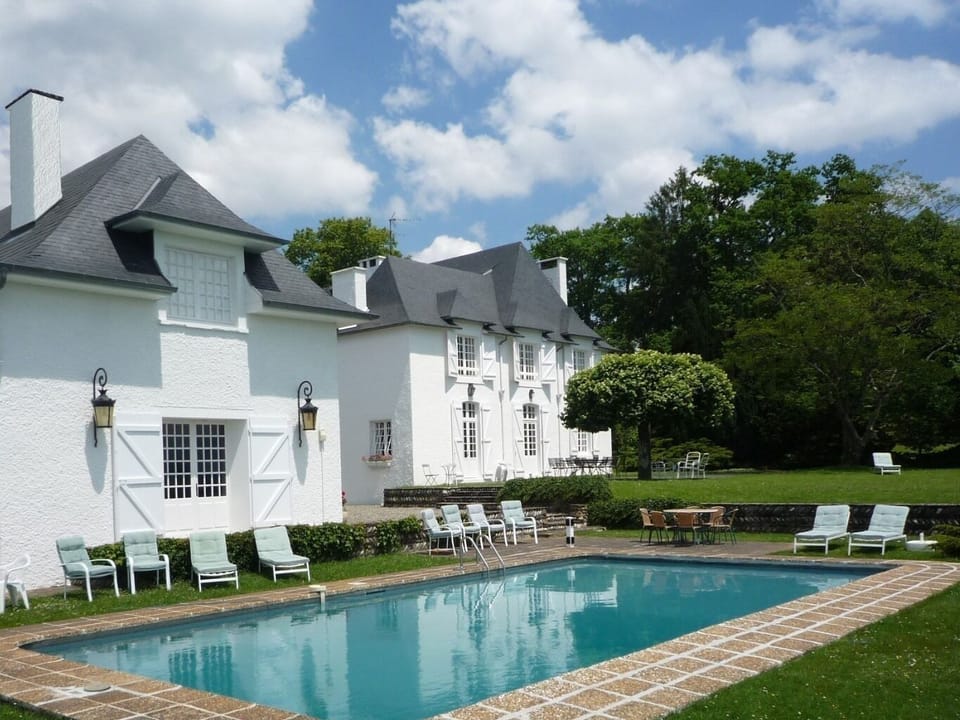 The Manor House Apartment is located on the Clos Mirabel Estate