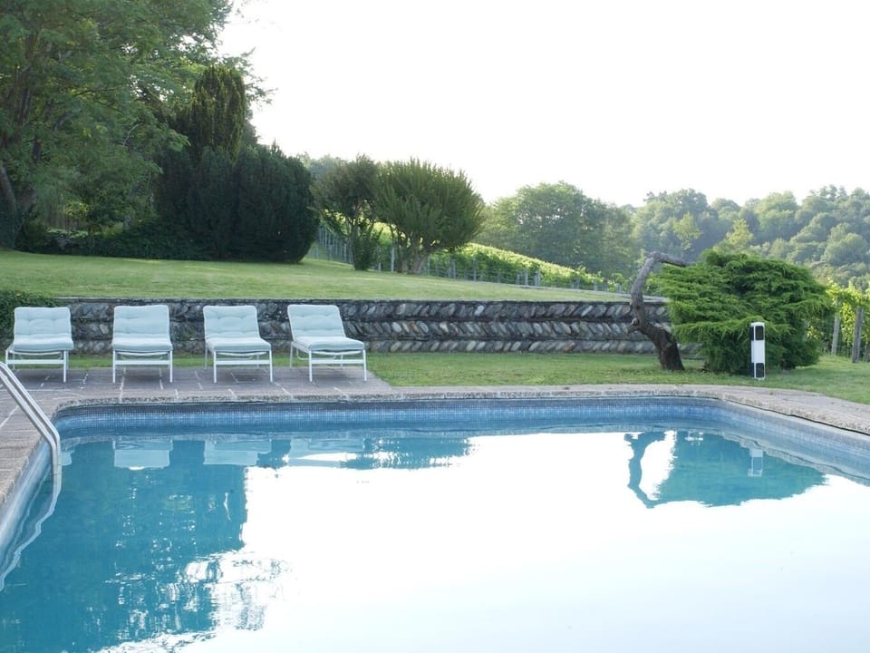 Camelia Studio guests have access to the shared outdoor pool (May - October)
