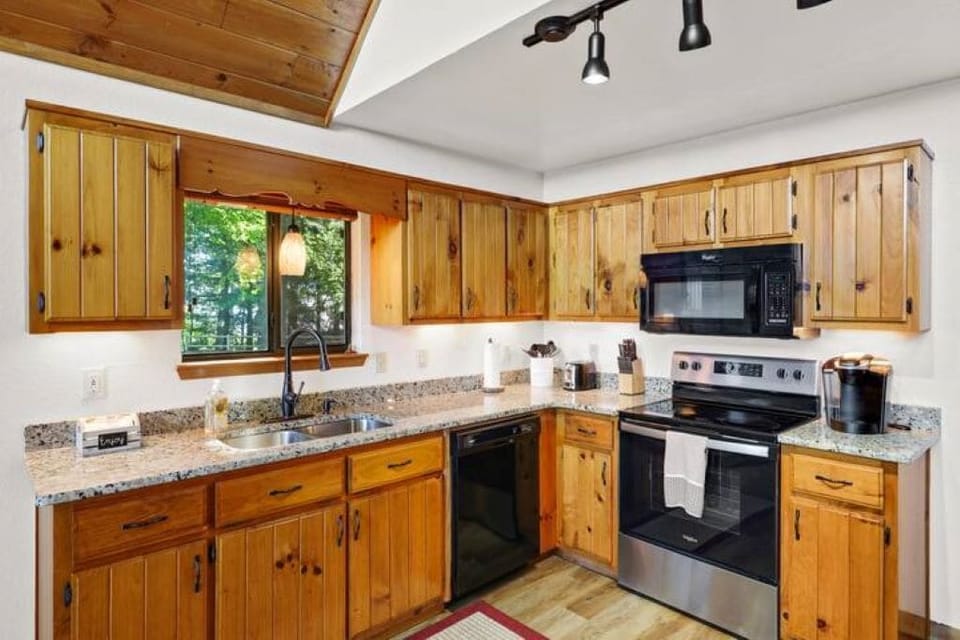Fully equipped kitchen for all of your cooking needs.
