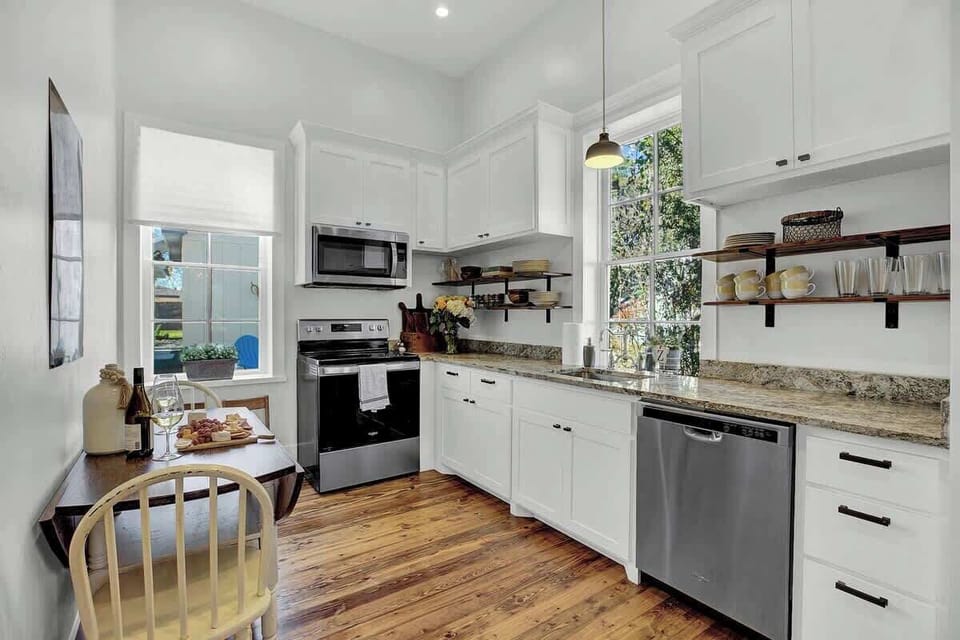 Front House - Fully Equipped Kitchen