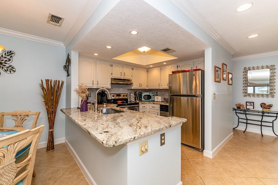 Enjoy Cooking in this Gourmet Kitchen