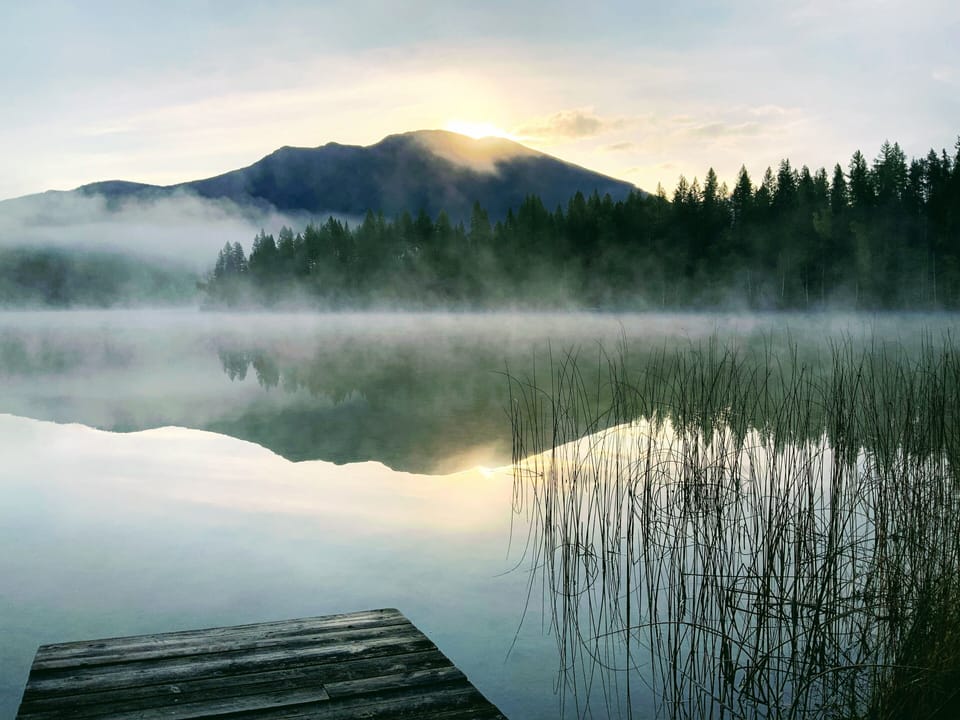 View of Halfmoon Lake at sunrise 