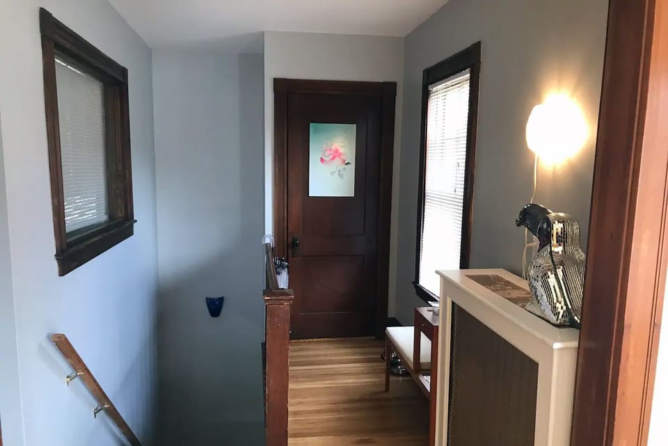 Entrance stairs