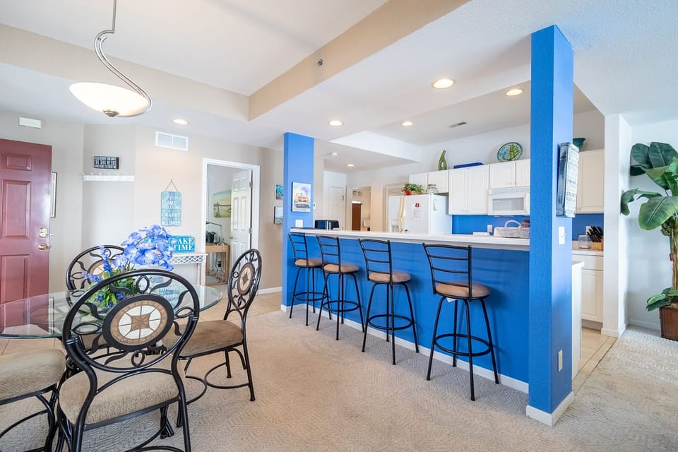 DINING TABLE AND BREAKFAST BAR