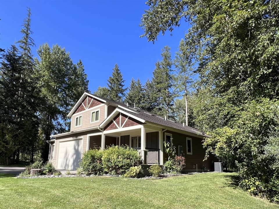 Corner side view of the Duplex