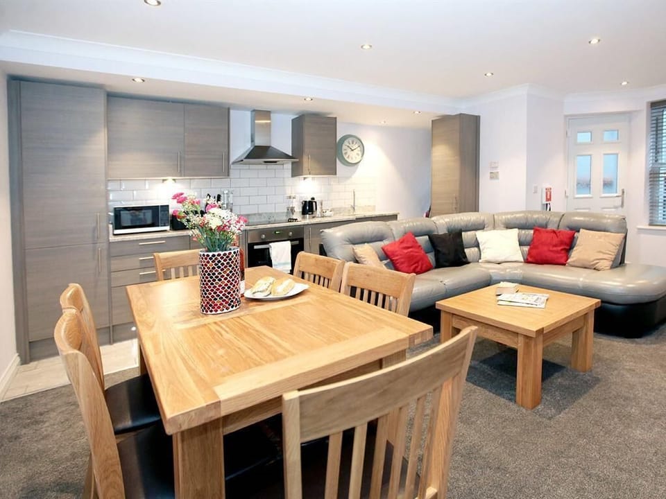 apartment 2 open plan kitchen diner