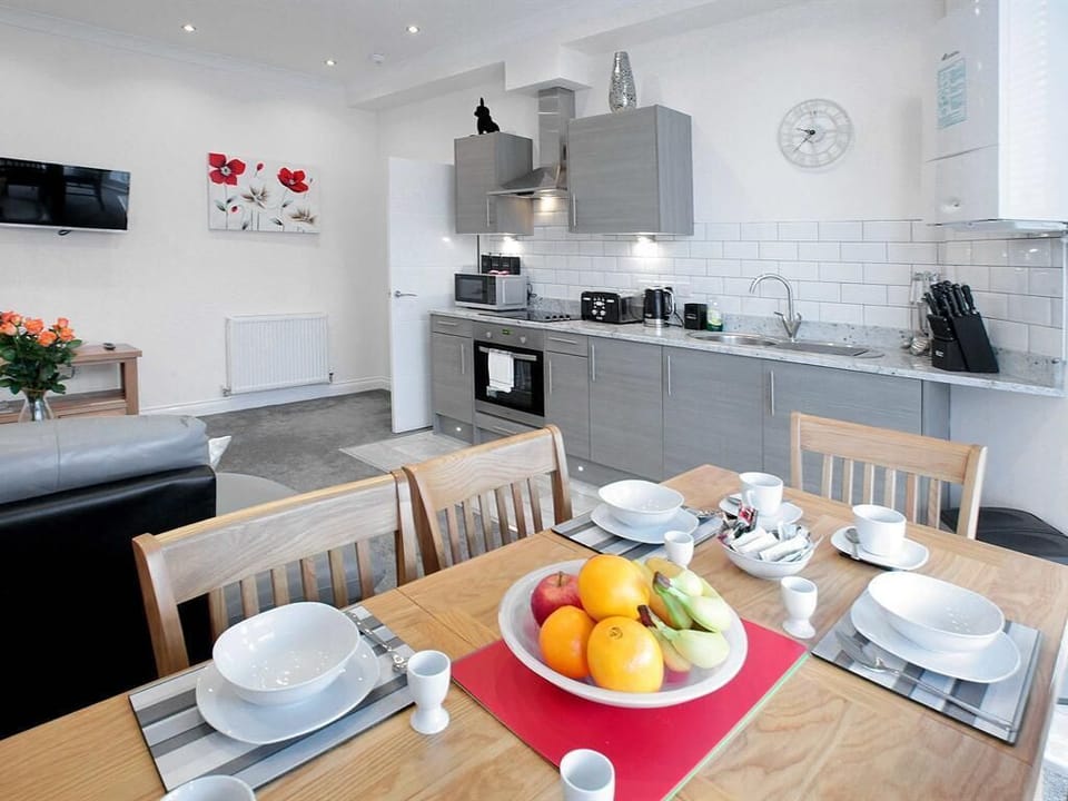 apartment 3, open plan kitchen diner